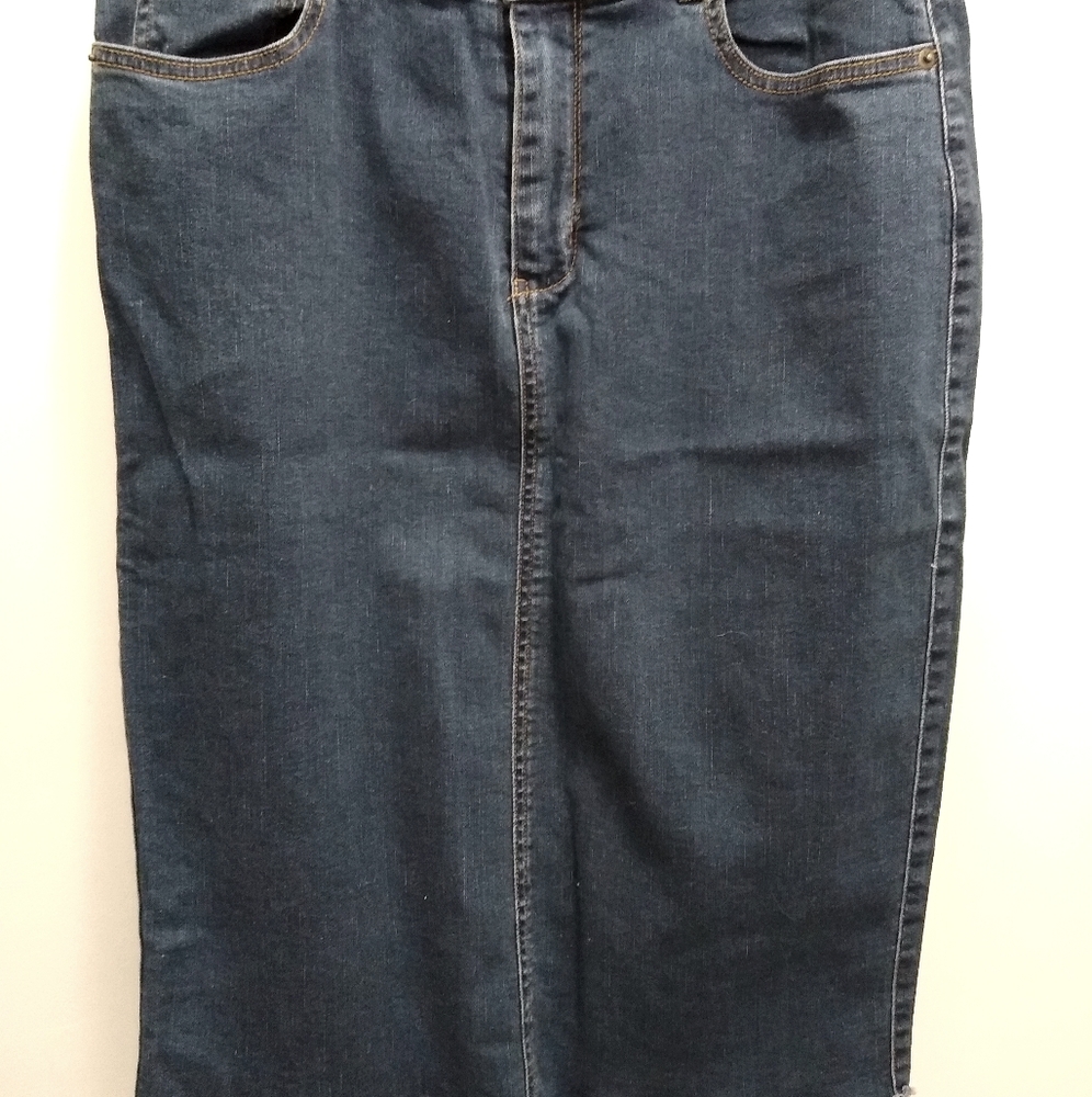 Forever 21 Denim skirt